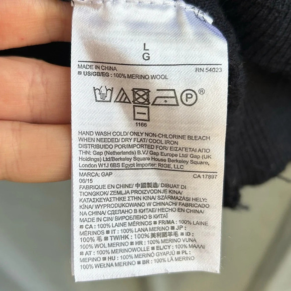 Gap Navy 1/4 zip Slub  Merino Sweater, size L - Picture 8 of 10